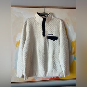 L Patagonia Sweatshirt